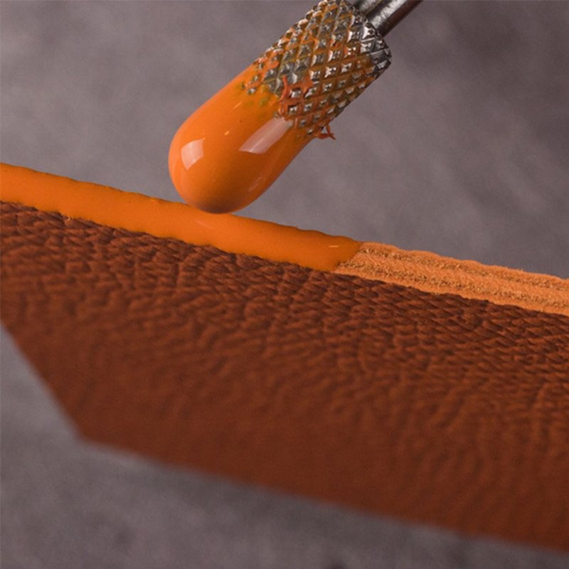 The Step-by-Step Process of Edge Painting in Leather Wrapping Techniques